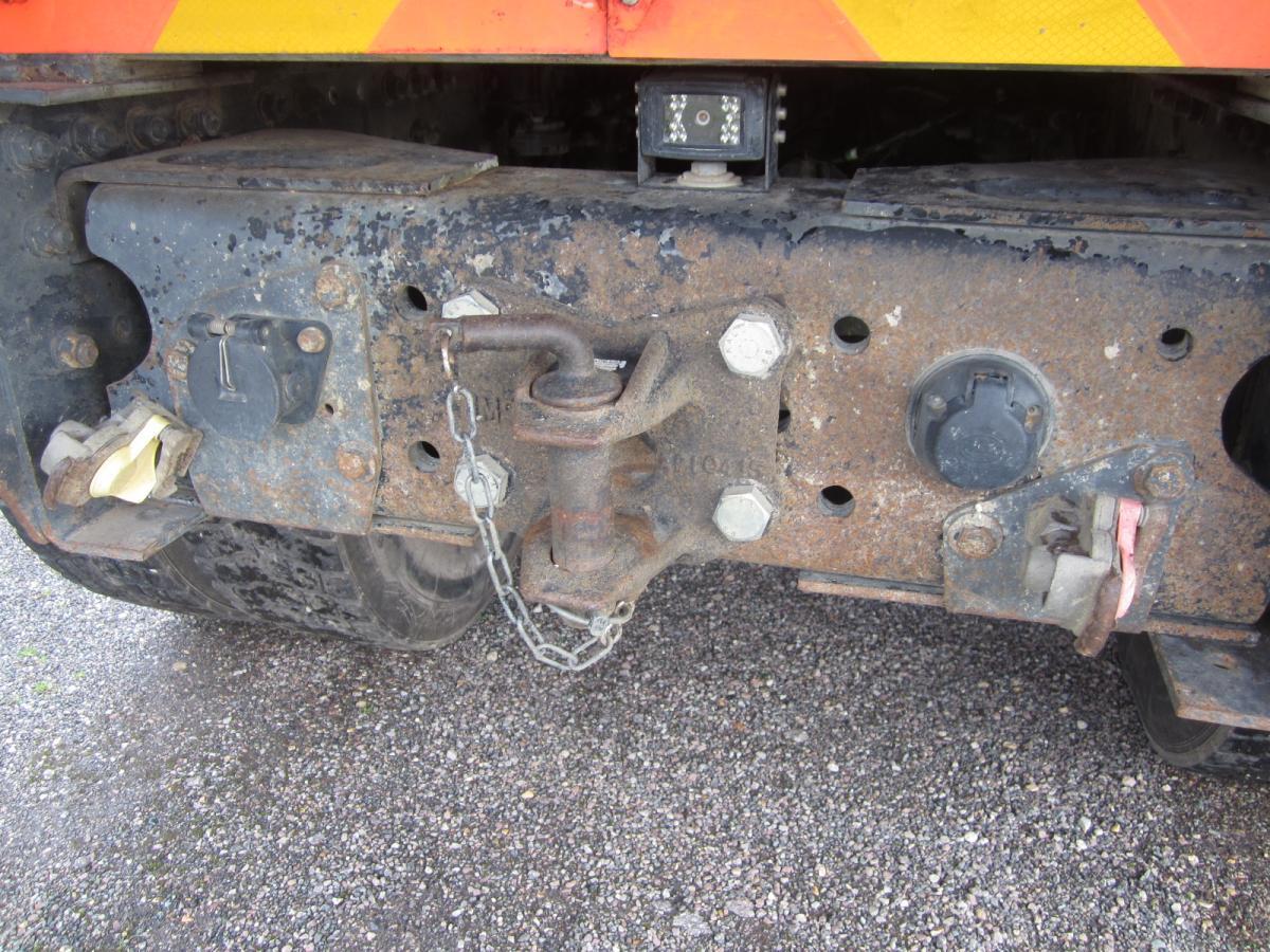 Kipper vrachtwagen Renault Kerax 320 DCI