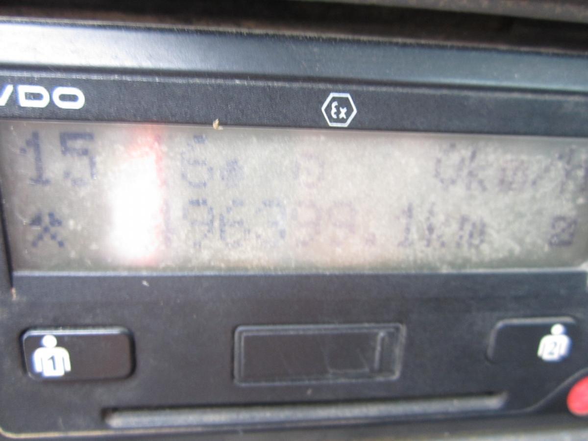 Kipper vrachtwagen Renault Kerax 320 DCI