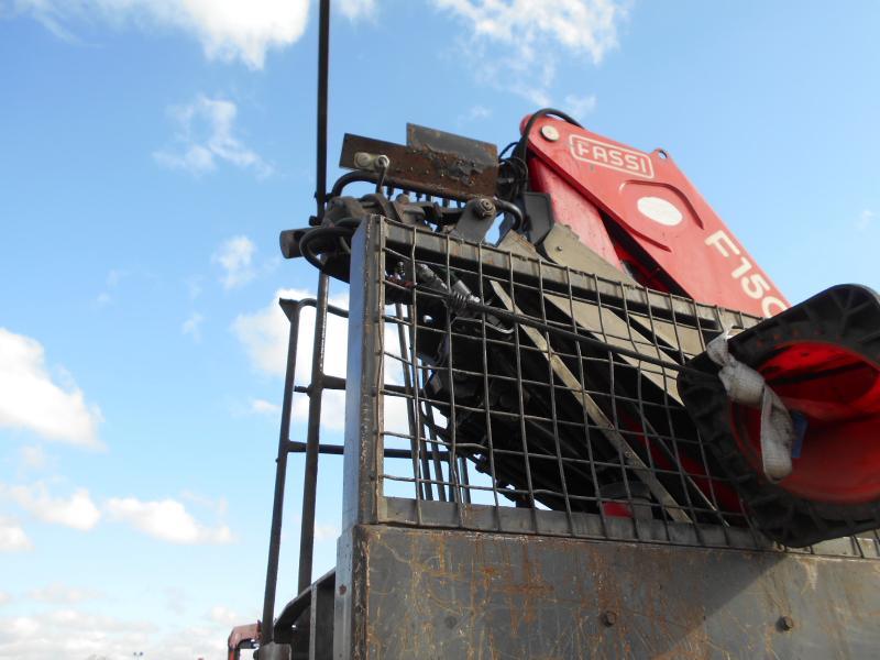 Kipper vrachtwagen Renault Kerax 370