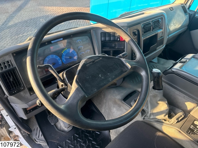 Kipper vrachtwagen Renault Kerax 370 6x4, Manual transmission, Steel suspension