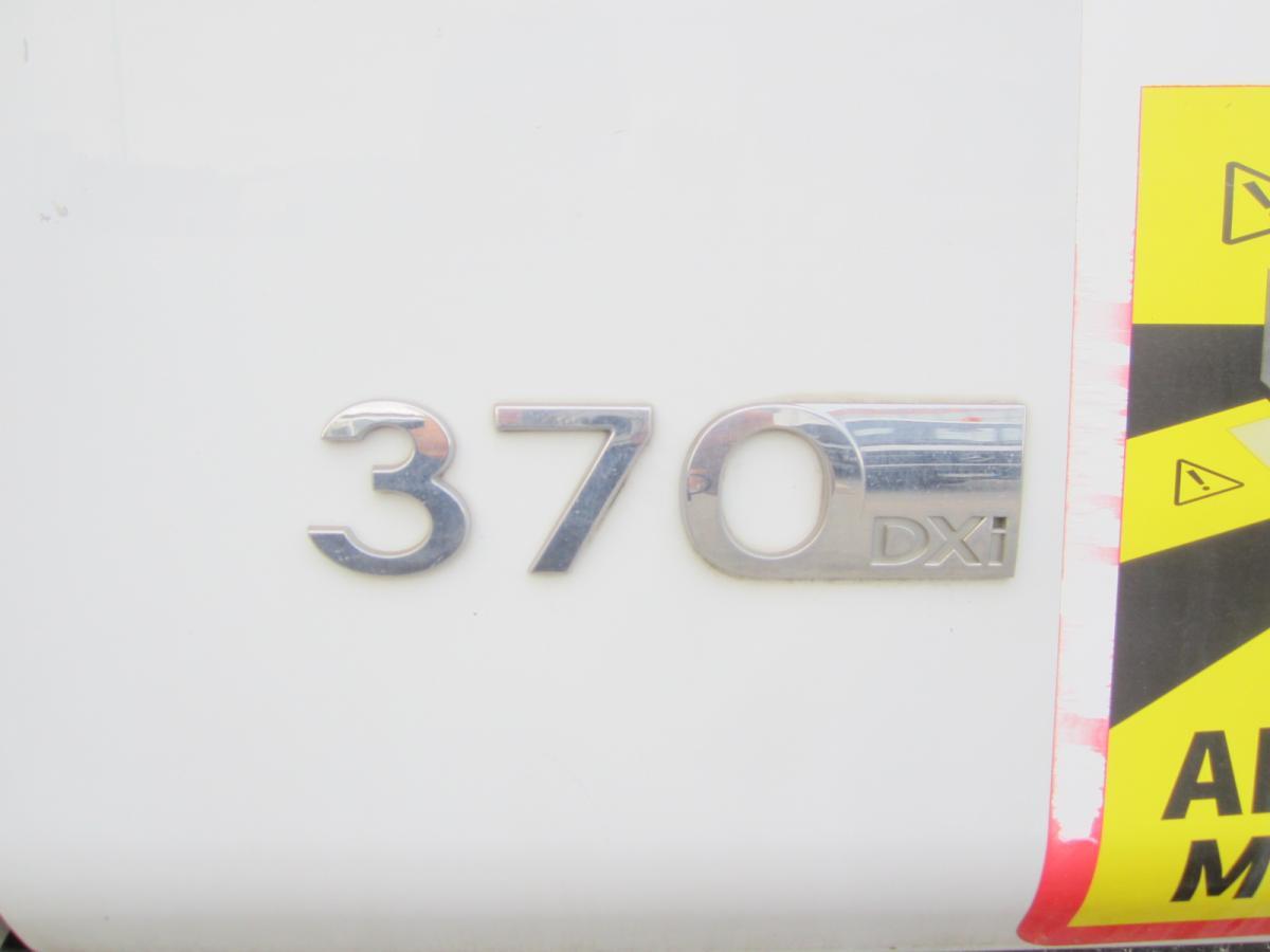 Kipper vrachtwagen Renault Kerax 370 DXI