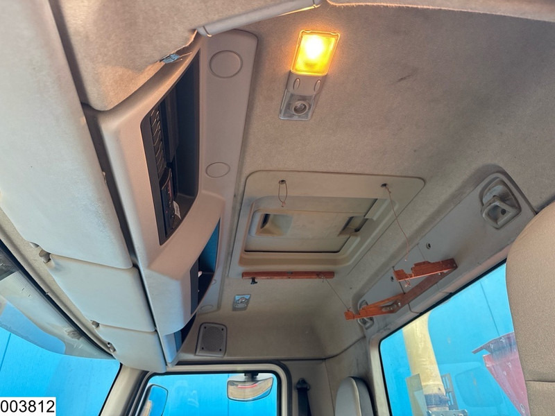 Kipper vrachtwagen Renault Kerax 370 Dxi 6x4, Manual, Leaf suspension