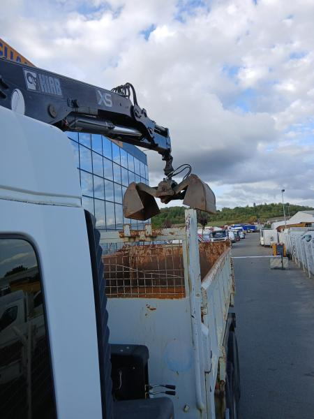 Kipper vrachtwagen Renault Kerax 380 DXI