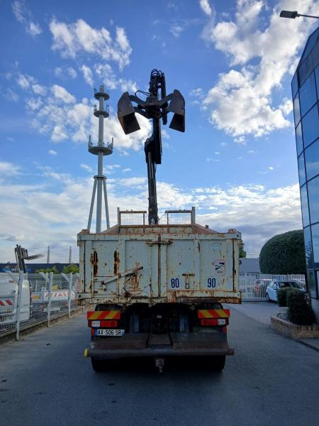 Kipper vrachtwagen Renault Kerax 380 DXI