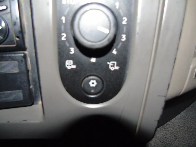 Kipper vrachtwagen Renault Kerax 410DXI + 8X4 + MANUAL + SPRING