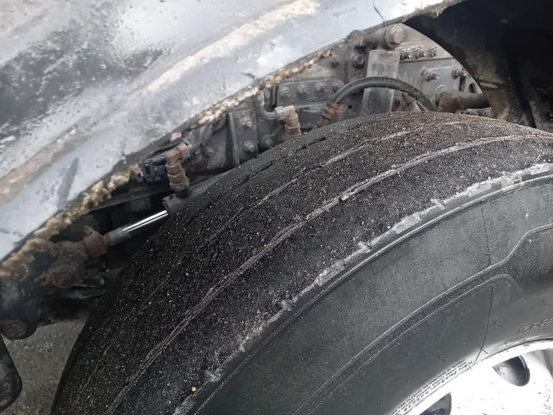 Kipper vrachtwagen Renault Kerax 410 DXI