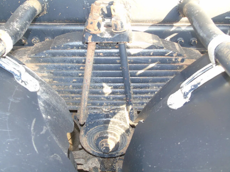 Kipper vrachtwagen Renault Kerax 520DXI + MANUAL + SPRING + 8X4