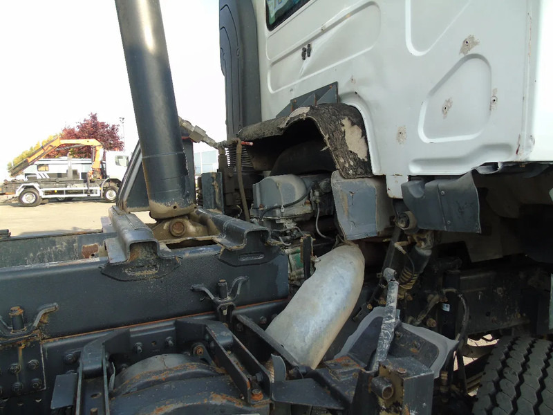 Kipper vrachtwagen Renault Kerax 520DXI + MANUAL + SPRING + 8X4