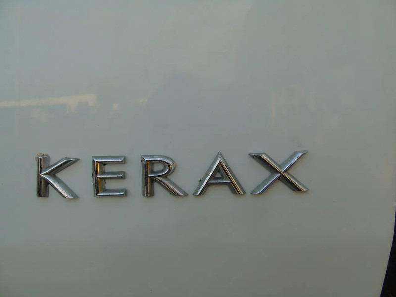 Kipper vrachtwagen Renault Kerax 520DXI + MANUAL + SPRING + 8X4