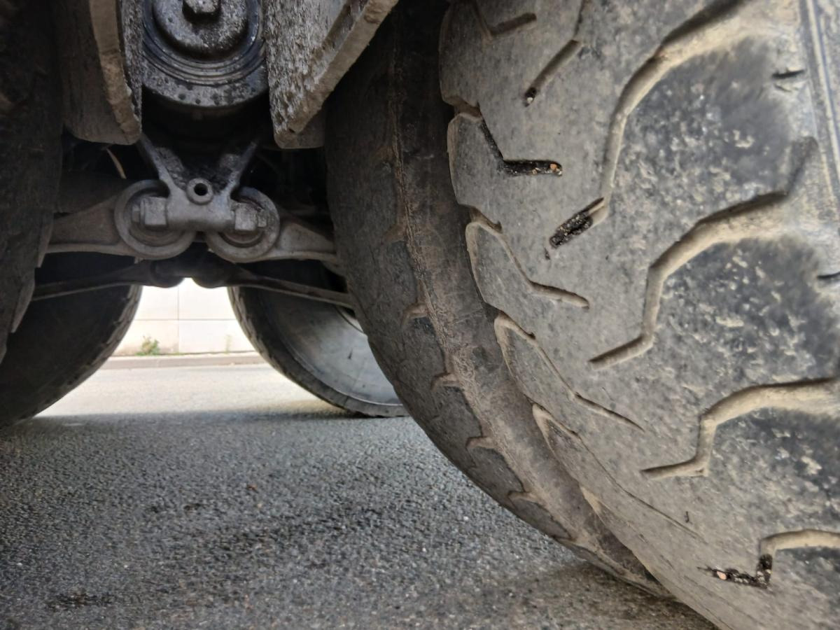 Kipper vrachtwagen Renault Lander 430 DXI