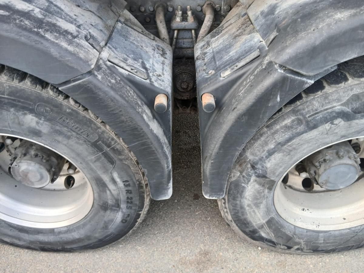 Kipper vrachtwagen Renault Lander 430 DXI