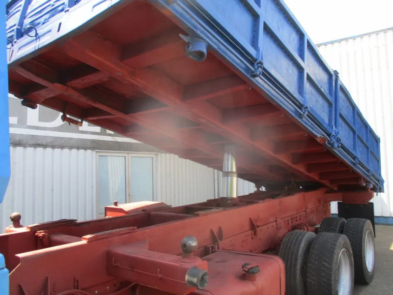 Kipper vrachtwagen Renault Magnum AE 385 Magnum AE 385 , Manual , 6x4 , 3 Way Tipper , Spring suspension