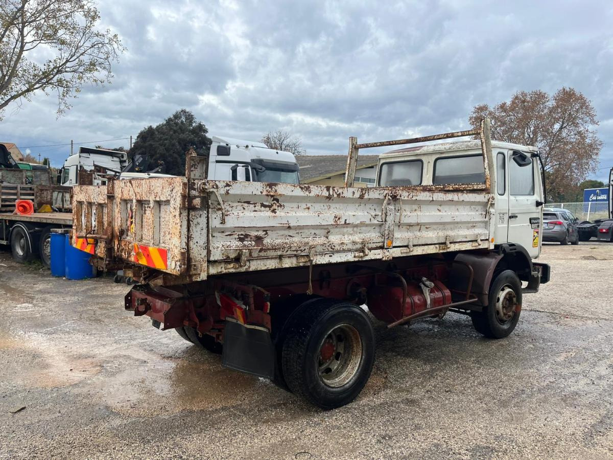 Kipper vrachtwagen Renault Midliner 140