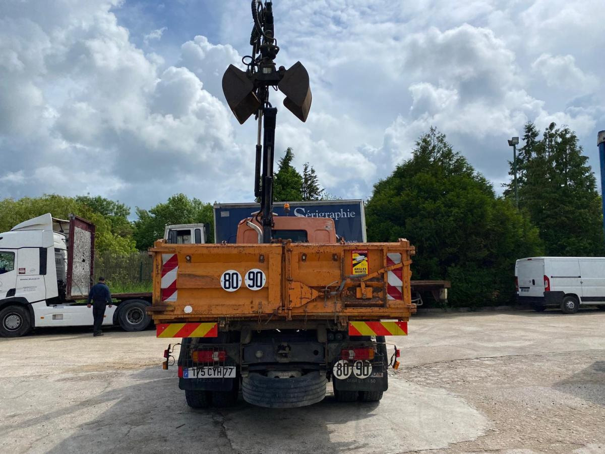 Kipper vrachtwagen Renault Midlum 180