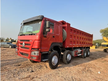SINOTRUK HOWO 420 Dump Truck 8x4 - Kipper vrachtwagen