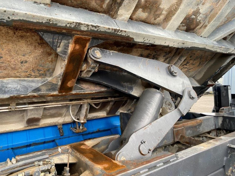 Kipper vrachtwagen Scania 114-340 / 6X4 / 2 SIDE TIPPER / BIG AXLE / FULL-STEEL / DRUM BRAKES / MANUAL / 1999