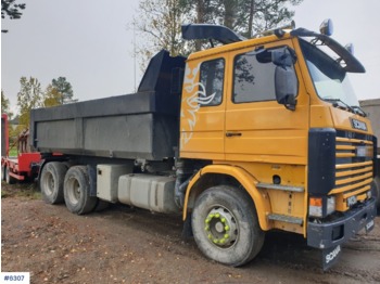 Kipper vrachtwagen Scania 143