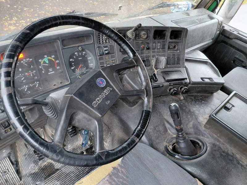 Kipper vrachtwagen Scania P113-360 8x4 Kipper Steel Suspension