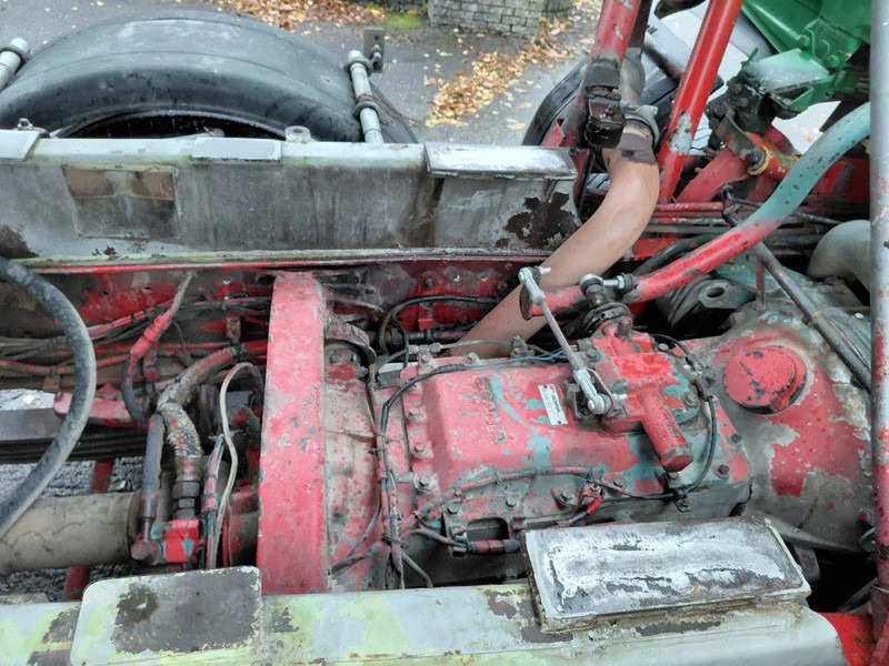 Kipper vrachtwagen Scania P113-360 8x4 Kipper Steel Suspension