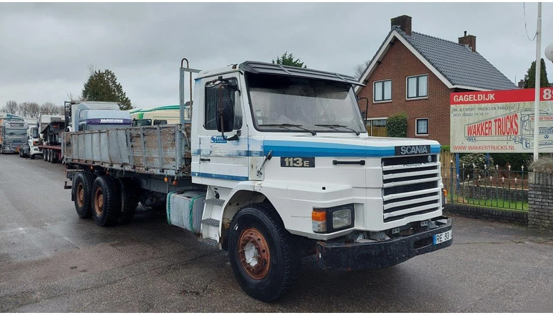 Kipper vrachtwagen Scania T113-320 6X4 Kipper Steel Spring