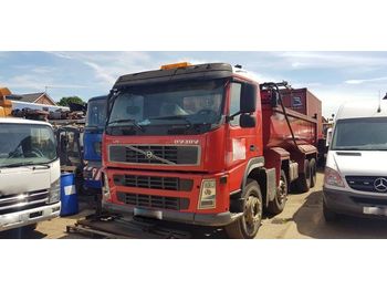 Kipper vrachtwagen VOLVO