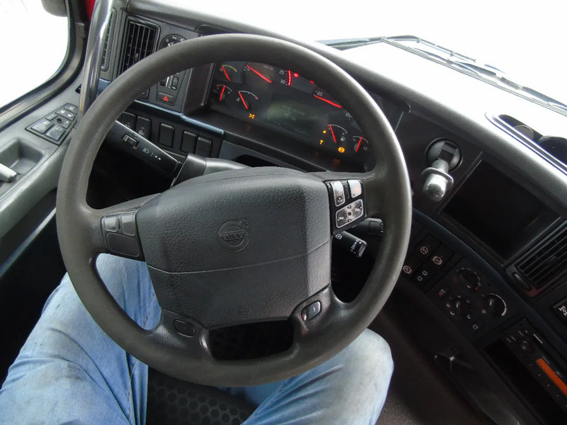 Kipper vrachtwagen Volvo FH 500 + 8X4 + SPRING + EURO 5 + RETARDER