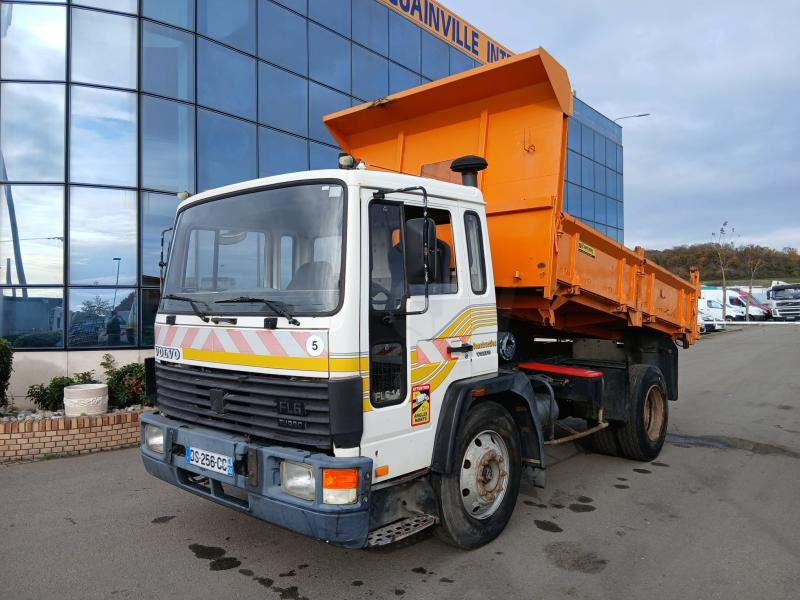 Kipper vrachtwagen Volvo FL 614