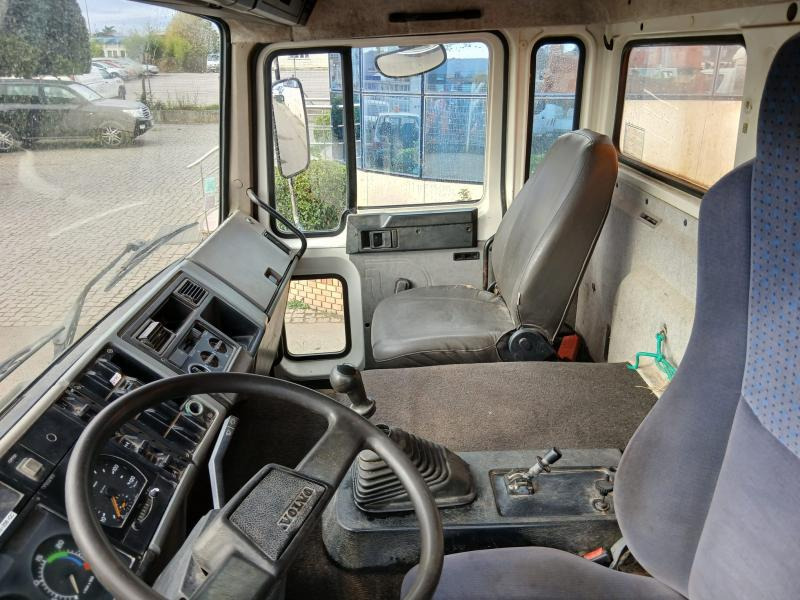 Kipper vrachtwagen Volvo FL 614