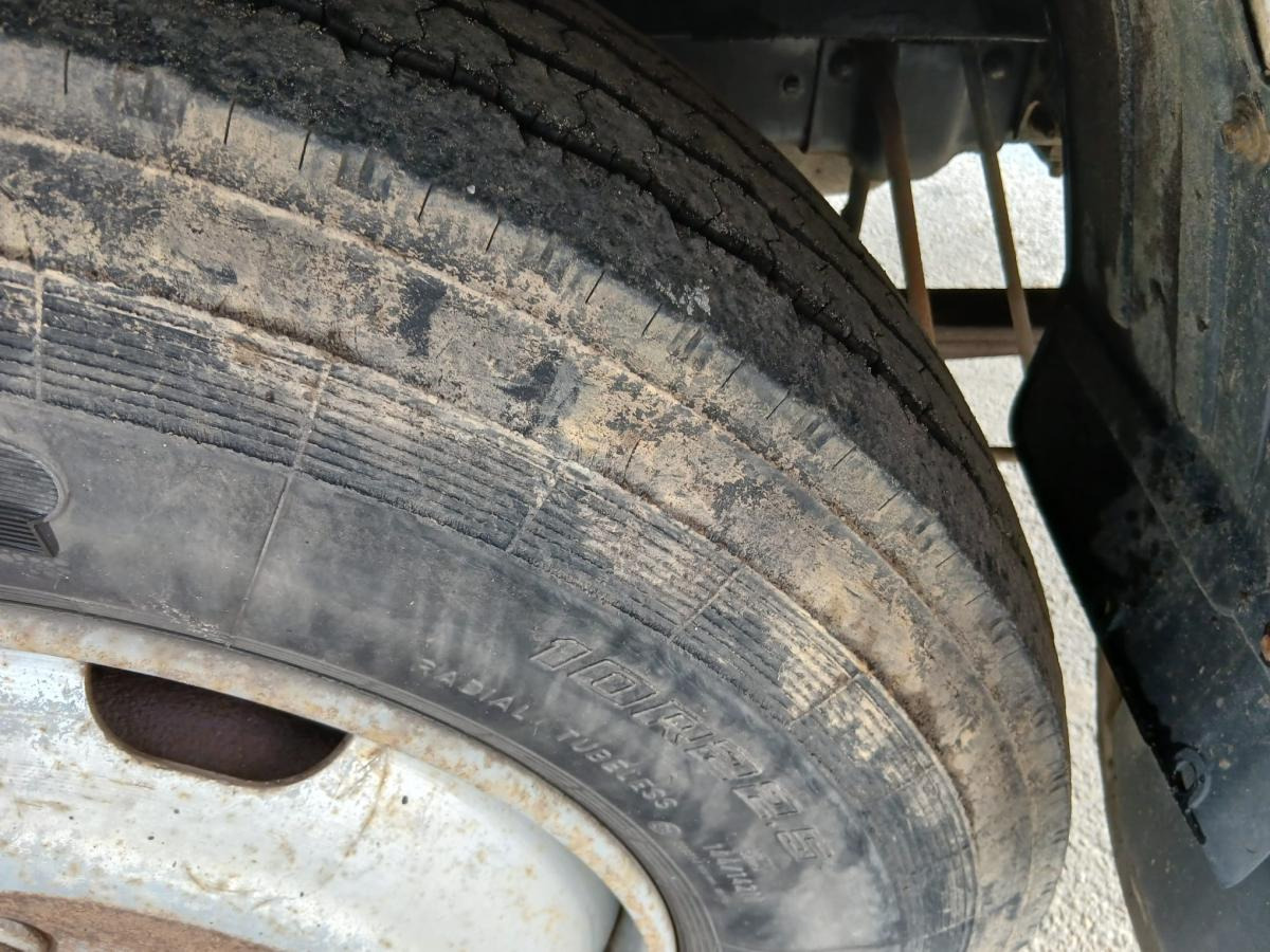 Kipper vrachtwagen Volvo FL 614