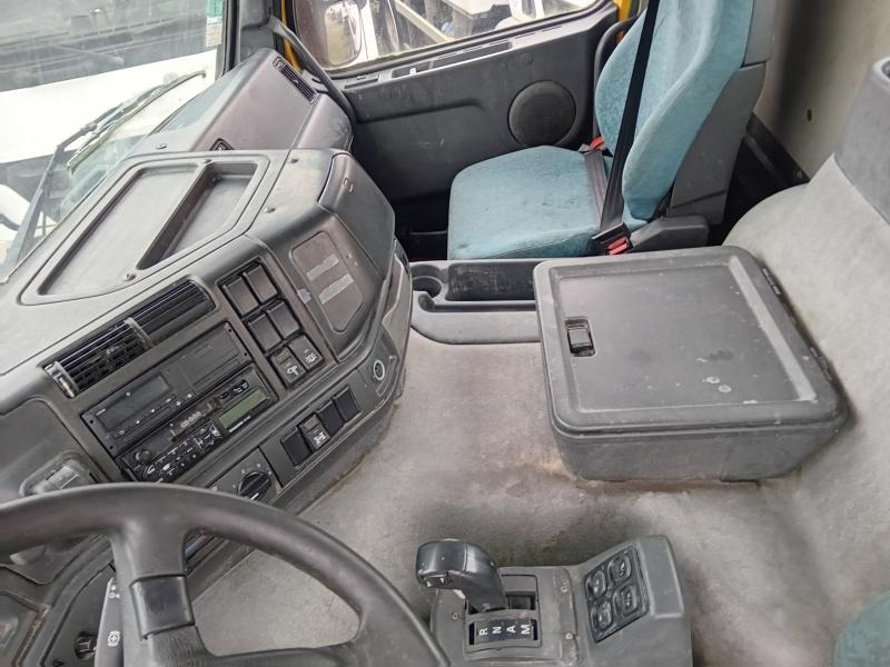 Kipper vrachtwagen Volvo FM12 380