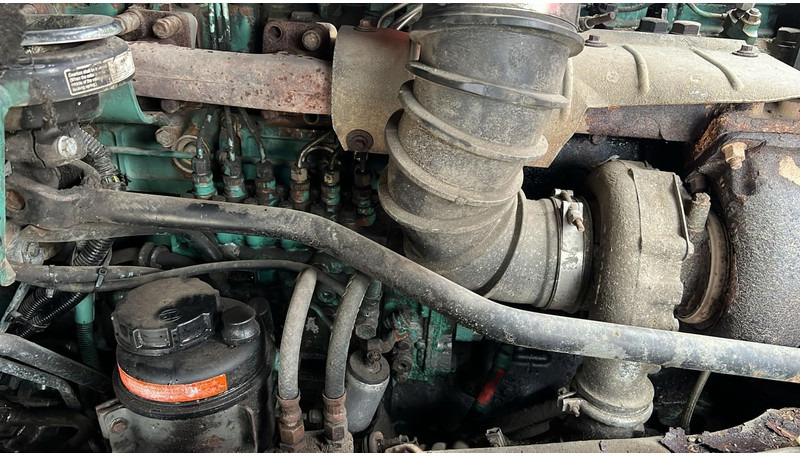 Kipper vrachtwagen Volvo FM 10 - 320 (POMPE MANUELLE / MANUAL PUMP / MANUAL GEARBOX / BOITE MANUELLE)