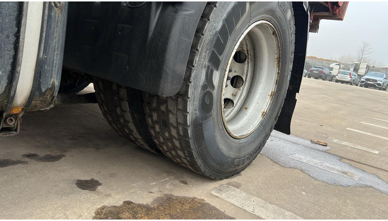 Kipper vrachtwagen Volvo FM 10 - 320 (POMPE MANUELLE / MANUAL PUMP / MANUAL GEARBOX / BOITE MANUELLE)