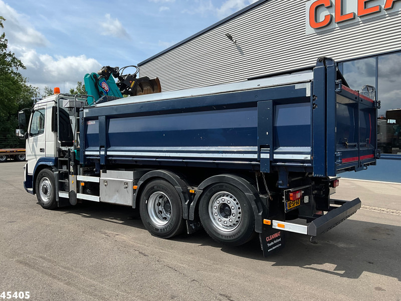 Kipper vrachtwagen Volvo FM 330 6x2/6x4 Hydrodrive HMF 16 Tonmeter Z-kraan