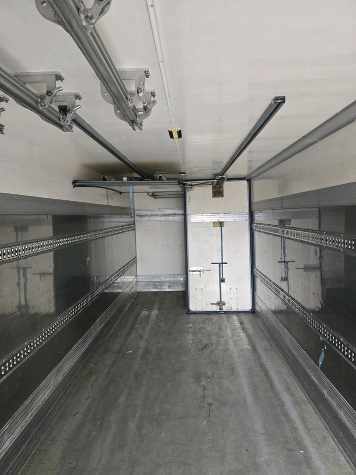 Koelwagen vrachtwagen DAF CF75.310