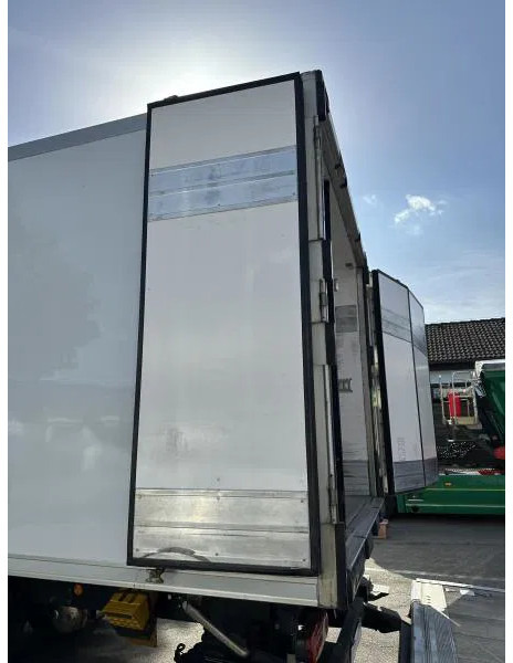 Koelwagen vrachtwagen Iveco EuroCargo 140 140-250 Tiefkühl Multitemp