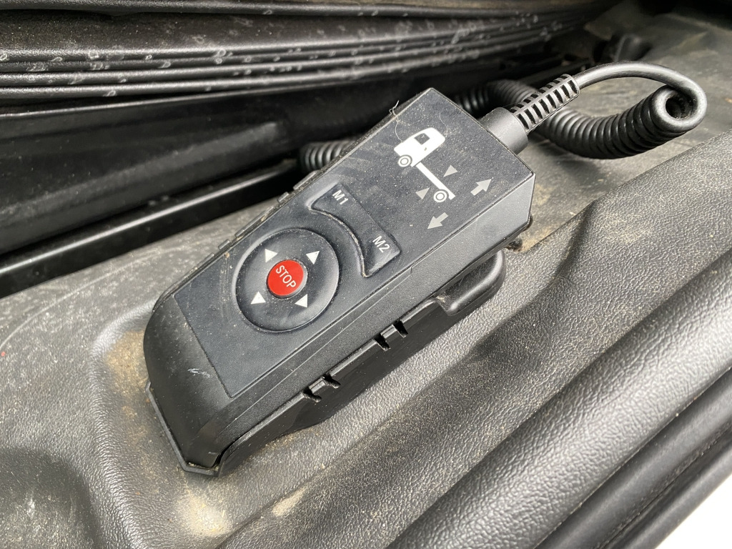 Koelwagen vrachtwagen Mercedes-Benz 1523 L Atego / Dhollandia LBW