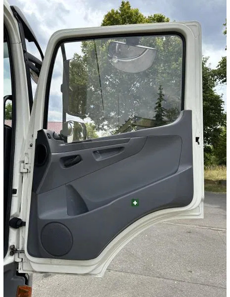 Koelwagen vrachtwagen Mercedes-Benz Atego 1222 L Kühl-LKW Klima