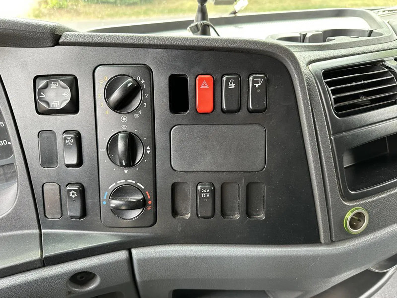 Koelwagen vrachtwagen Mercedes-Benz Atego 1222 L Kühl-LKW Klima