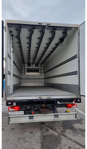 Koelwagen vrachtwagen Scania P360 4X2 Fleisch Rohrbahnen Carrier Vector 1550