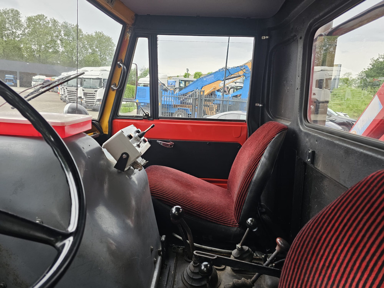 Kraanwagen Unimog 406/U9000 4x4