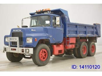 Kipper vrachtwagen MACK DM609 - 6x4: afbeelding 1