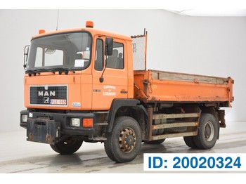 Kipper vrachtwagen MAN 18.222 - 4x4: afbeelding 1