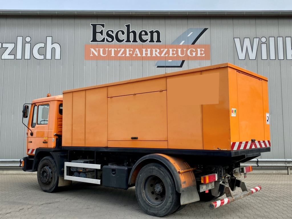 Vrachtwagen MAN 18.272 / Stromaggregat