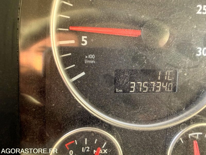 Vrachtwagen MAN 8x4 - 32-400 BiBenne grue - 11.2014 / 375000 KM