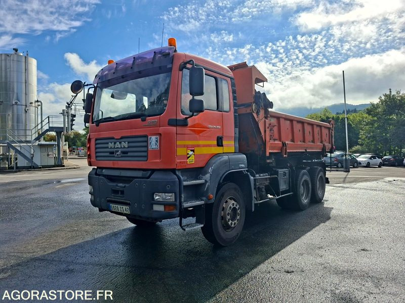 Vrachtwagen MAN TGA 26.350 6X4 - 2005 / 517380 KM (P2101806)