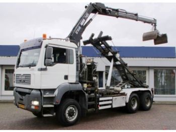 Haakarmsysteem vrachtwagen MAN  TGA 26.360 6X6 HIAB 122 Euro 3 Crane: afbeelding 1