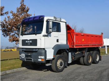 Kipper vrachtwagen MAN TGA 26.400 6x6: afbeelding 1