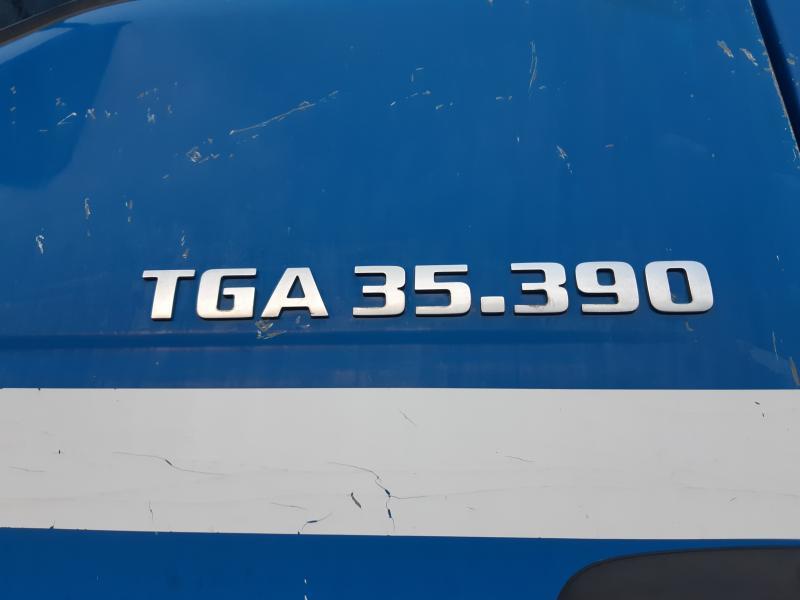 Kipper vrachtwagen MAN TGA 35.390: afbeelding 4