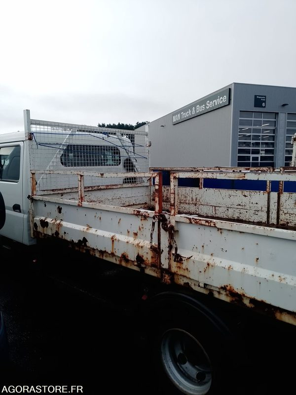 Vrachtwagen MITSUBISHI CANTER ( MOTEUR HS )