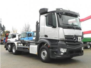 Haakarmsysteem vrachtwagen Mercedes Antos 2745: afbeelding 1